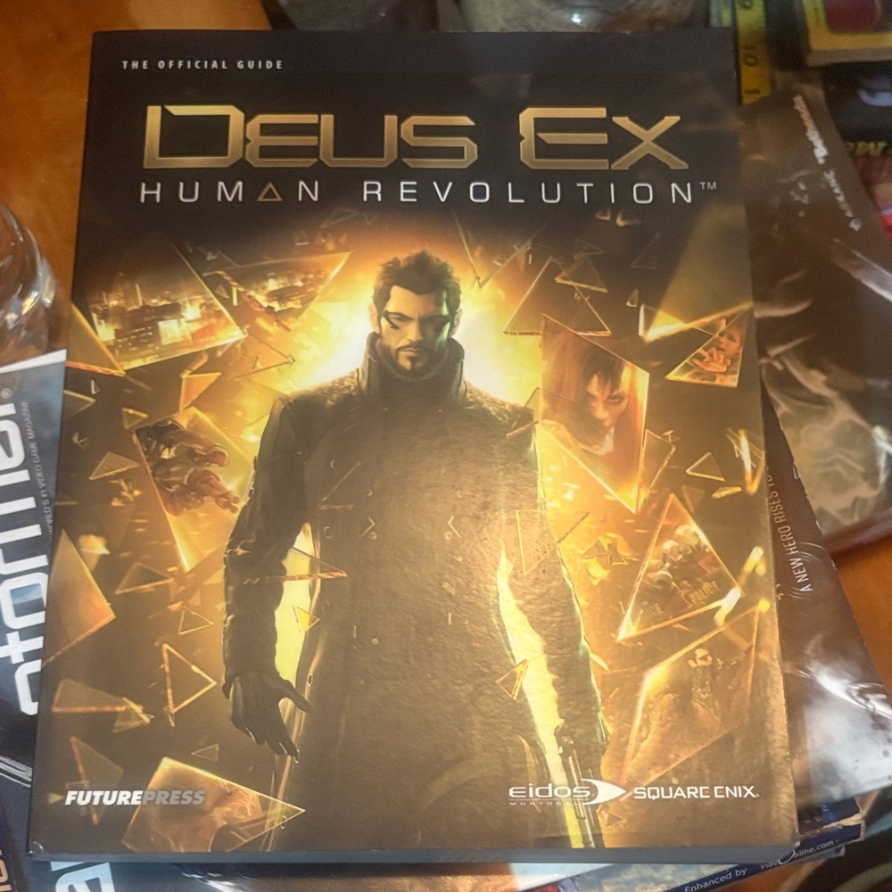 Deus Ex: Human Revolution - Official Guide (Gold & Black Cover)